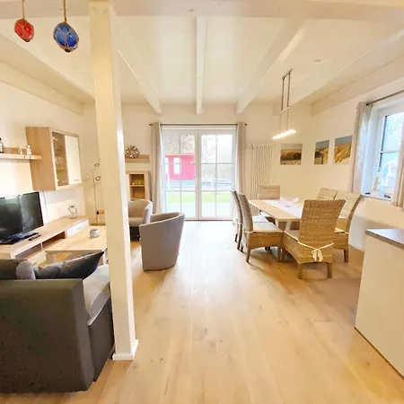 Doppelhaushaelfte Freyh 1 Am Golfplatz